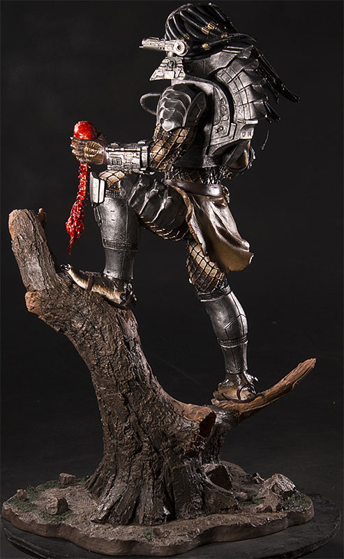 1:6 Scale Blue Exclusive Phantom and Devil Statue | Ikon 1:6 Scale Blue Exclusive Phantom and Devil Statue | Ikon