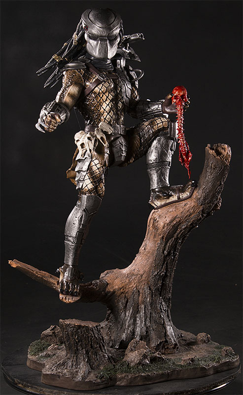 1:6 Scale Grey Exclusive Phantom and Devil Statue | Ikon